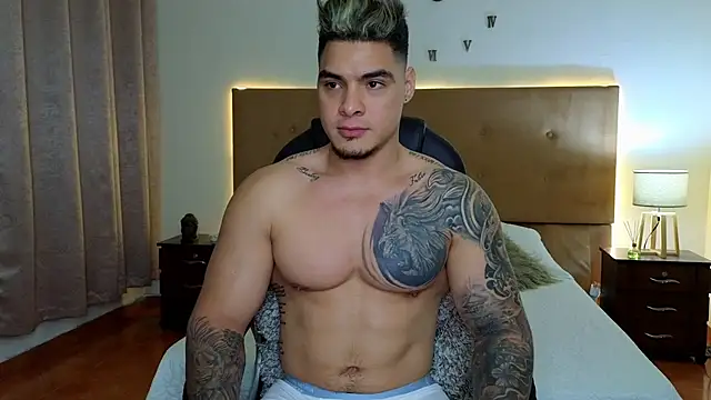 Snapshot of Steven_Velez chatting on 09/28/25, 01:01 Steven Velez online show from 09/28/25, 01:01