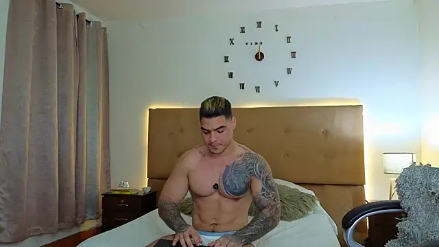 Steven Velez online show from 11/18/25, 02:49