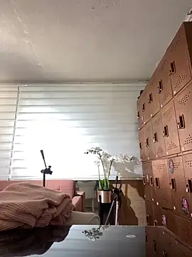 Sallem Pink online show from 02/27/26, 11:10