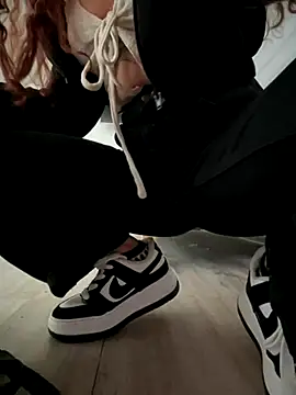 Sallem Pink online show from 11/05/25, 11:46