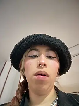 Sallem Pink online show from 11/13/25, 11:03