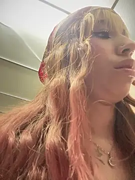 Sallem Pink online show from 01/19/26, 11:25