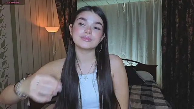 HollisHearl online show from 09/10/25, 09:08