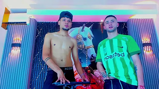 Snapshot of Dominic_Max_ chatting on 09/15/25, 04:57 Dominic Max online show from 09/15/25, 04:57