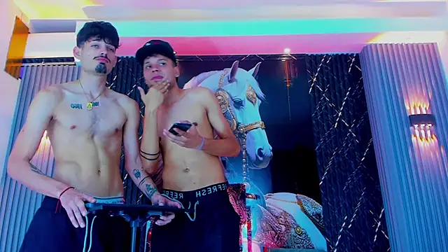 Snapshot of Dominic_Max_ chatting on 09/14/25, 04:51 Dominic Max online show from 09/14/25, 04:51