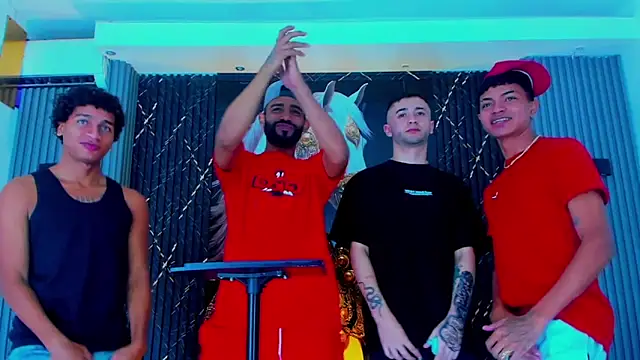 Snapshot of Dominic_Max_ chatting on 09/20/25, 04:28 Dominic Max online show from 09/20/25, 04:28