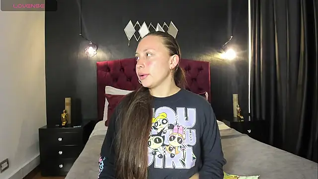 Widny Beaumont online show from 10/26/25, 03:40