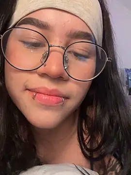 Liz rogers x online show from 12/04/25, 01:26