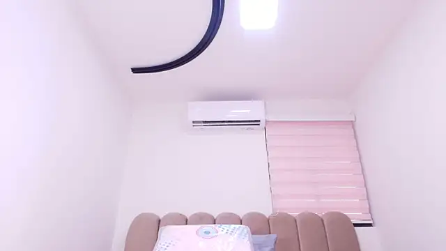 abbypratt online show from 12/04/25, 07:13