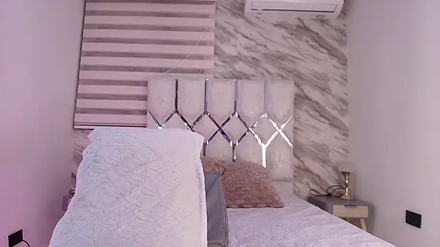 cataleya ebony  online show from 02/17/26, 03:04