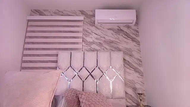 cataleya ebony  online show from 02/05/26, 03:02