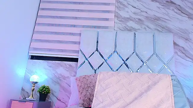 cataleya ebony  online show from 12/03/25, 03:07