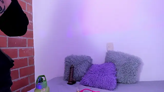 Renata reyes11 online show from 03/26/26, 01:59