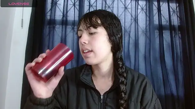 malejahotcs01 online show from 12/19/25, 11:34