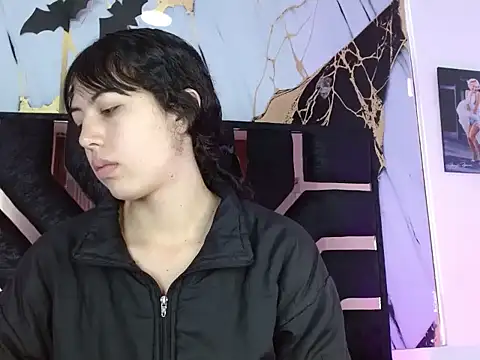 malejahotcs01 online show from 11/12/25, 11:36