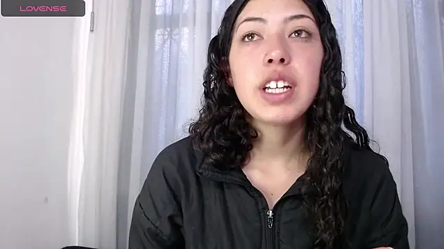 malejahotcs01 online show from 11/20/25, 01:56