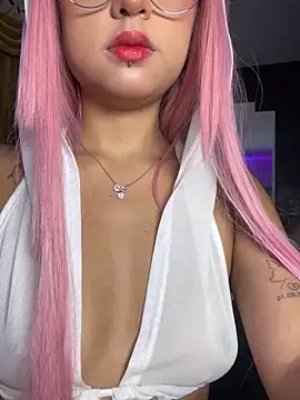 Snapshot of myc_hot chatting on 11/14/25, 09:24 myc hot online show from 11/14/25, 09:24