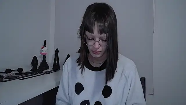 nina kink online show from 10/19/25, 07:44