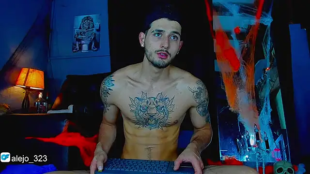 alejo  323   online show from 10/30/25, 06:55