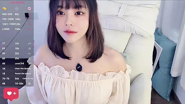 yara hot1 online show from 04/26/26, 03:37