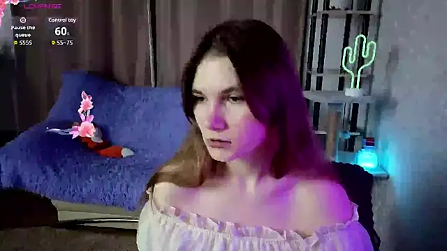 Snapshot of Nika_OMG chatting on 10/04/25, 07:26 Nika OMG online show from 10/04/25, 07:26