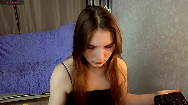 Snapshot of Nika_OMG chatting on 10/08/25, 07:03 Nika OMG online show from 10/08/25, 07:03