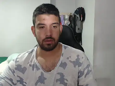 Axel11113 online show from 11/14/25, 03:10