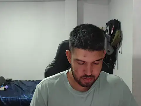 Axel11113 online show from 09/19/25, 03:54