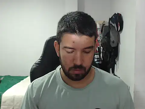 Axel11113 online show from 11/25/25, 02:34