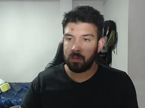 Axel11113 online show from 10/22/25, 02:33