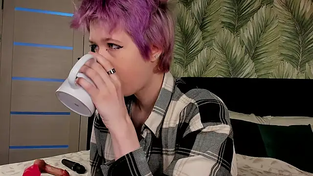 Snapshot of CarolineRichter chatting on 11/13/25, 03:10 CarolineRichter online show from 11/13/25, 03:10