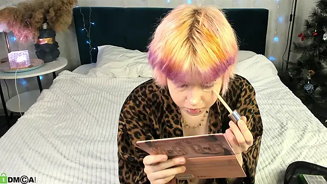 CarolineRichter online show from 01/11/26, 06:59