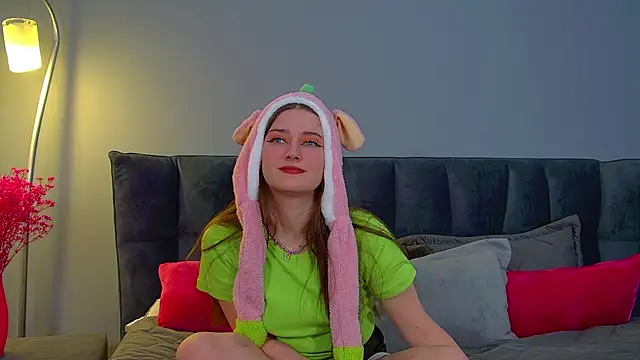 Snapshot of JessicaJewells chatting on 01/17/26, 06:28 JessicaJewells online show from 01/17/26, 06:28