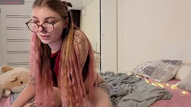 evaloveuevaneedu online show from 05/11/26, 01:18