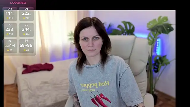 TinaMelt online show from 10/01/25, 05:56