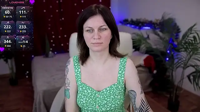 TinaMelt online show from 11/22/25, 08:29