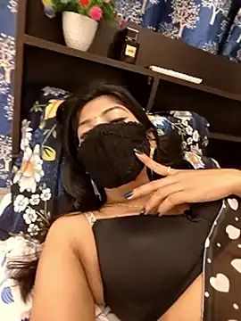 priya 26 online show from 11/18/25, 11:15