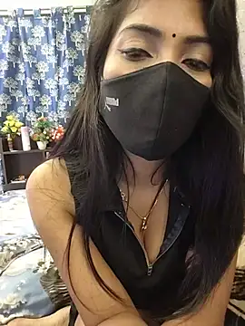 Snapshot of priya_26 chatting on 07/13/26, 11:59 priya 26 online show from 07/13/26, 11:59