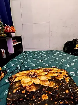 priya 26 online show from 03/26/26, 03:43