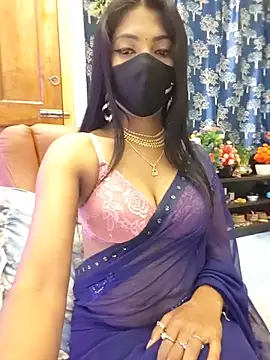 Snapshot of priya_26 chatting on 07/01/26, 11:10 priya 26 online show from 07/01/26, 11:10
