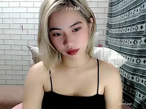 Rainea149 online show from 11/14/25, 01:31