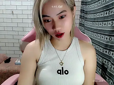 Rainea149 online show from 10/26/25, 05:46