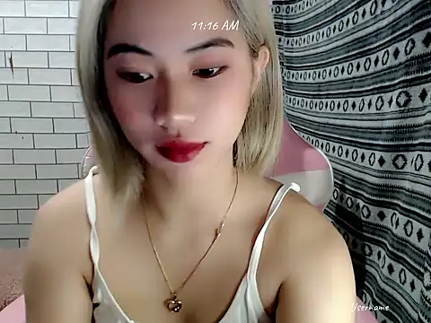 Rainea149 online show from 10/26/25, 03:18