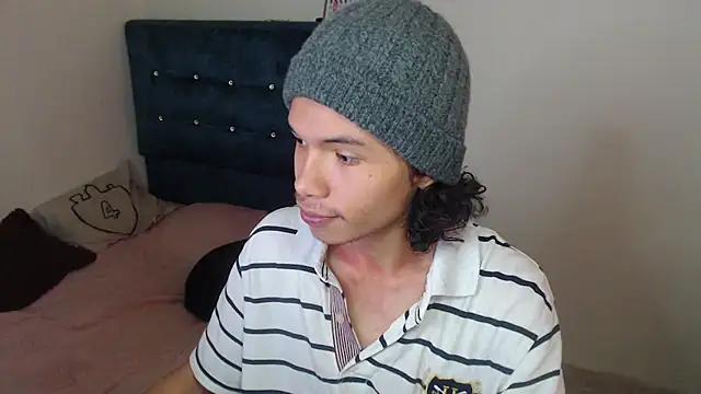 Xoxo Smiles online show from 10/28/25, 04:06