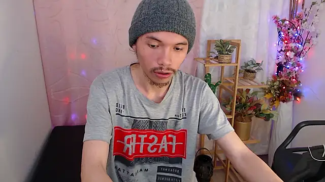 Xoxo Smiles online show from 01/13/26, 03:05