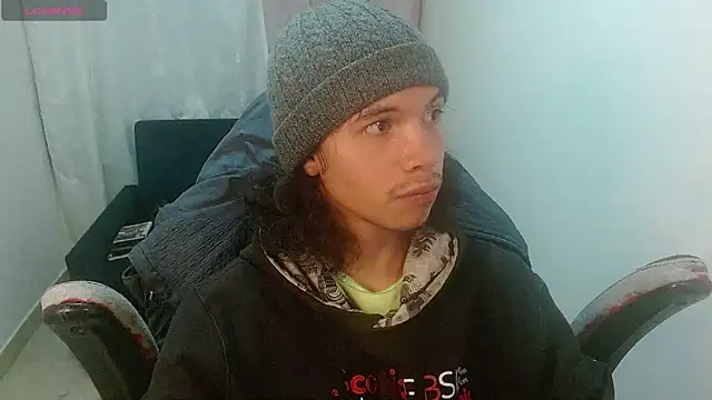 Xoxo Smiles online show from 04/12/26, 08:23