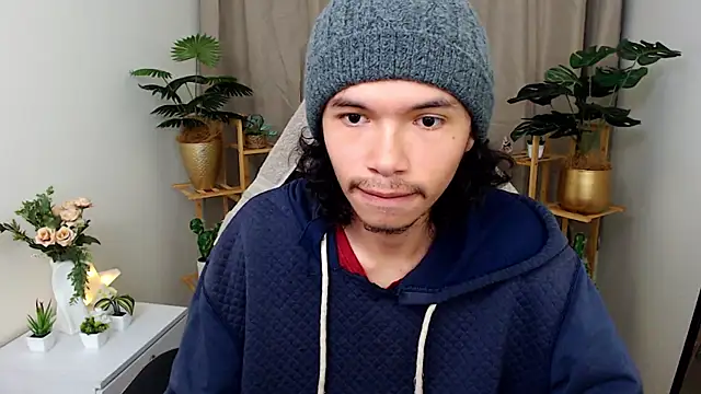 Xoxo Smiles online show from 11/30/25, 11:11