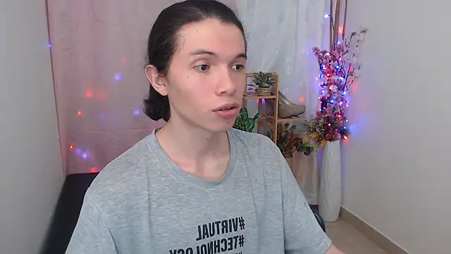 Xoxo Smiles online show from 02/09/26, 10:30