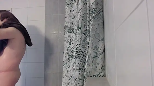 Hijuga online show from 04/11/26, 11:03