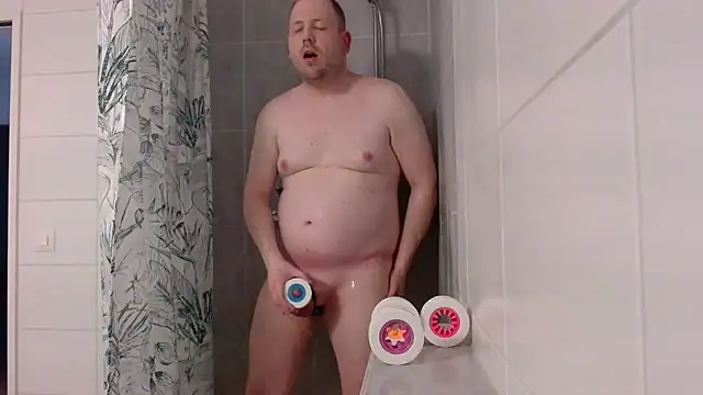 Hijuga online show from 02/19/26, 02:58